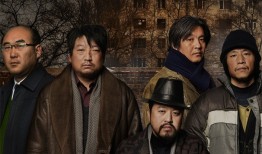 马丽章宇将合作《东北虎》！与大狗合影表情微妙